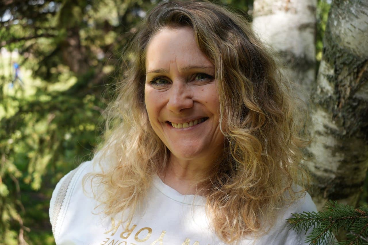 Christine Gaubert dans un cadre naturel
